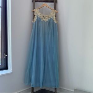 Vintage nightgown/ dress | Size L